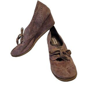 Not Rated Brown Faux Suede Wedge Shoes Women’s Size10 Perforated Oxford Style